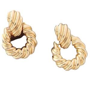 Mob Wife Vintage 90s Nostalgia Textured Chunky Gold Geometric Drop Earrings